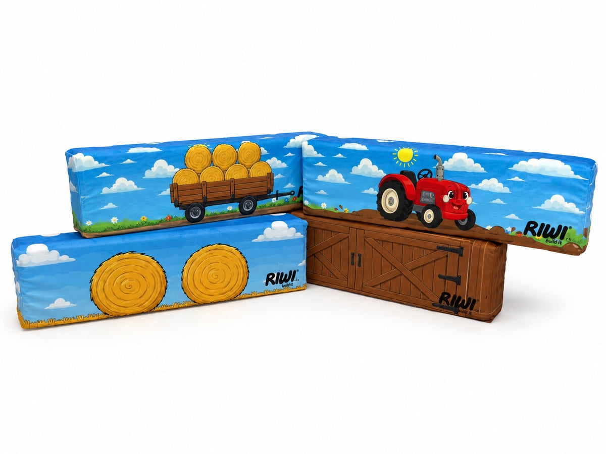 RIWI® World Set Traktor & Heu – 4 bedruckte Velours-Bezüge: Traktor, Heuanhänger, Heuballen, Scheunentor
